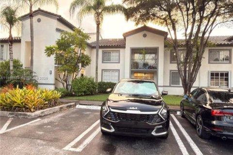 Copropriété à vendre à Doral, Floride: 3 chambres, 109.35 m2 № 2002887 - photo 4