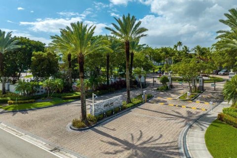 Copropriété à vendre à Doral, Floride: 3 chambres, 109.35 m2 № 2002887 - photo 1