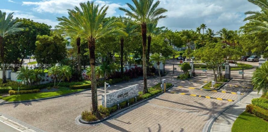 Condo à Doral, Floride, 3 chambres  № 2002887