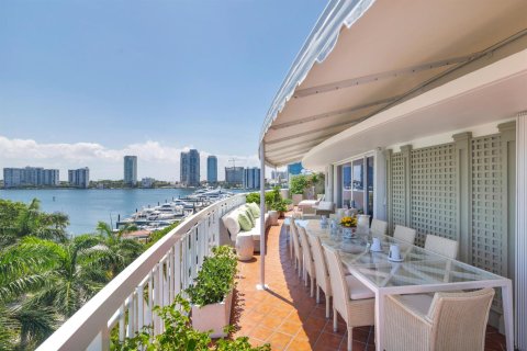 Condominio en venta en Palm Beach, Florida, 3 dormitorios, 226.96 m2 № 2190956 - foto 27