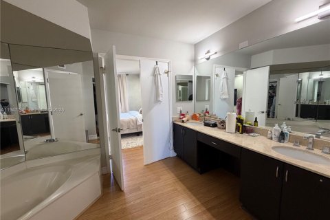 Снять в аренду кондоминиум в Авентура, Флорида 2 спальни, 126.44м2, № 2004439 - фото 20