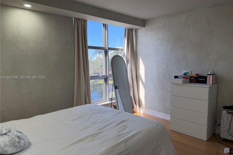 Снять в аренду кондоминиум в Авентура, Флорида 2 спальни, 126.44м2, № 2004439 - фото 23