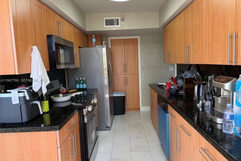Снять в аренду кондоминиум в Авентура, Флорида 2 спальни, 126.44м2, № 2004439 - фото 11