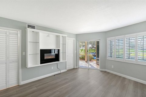 Copropriété à vendre à Sarasota, Floride: 2 chambres, 86.31 m2 № 2329750 - photo 18