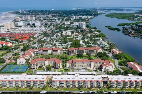 Copropriété à vendre à Sarasota, Floride: 2 chambres, 86.31 m2 № 2329750 - photo 30
