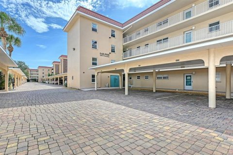 Copropriété à vendre à Sarasota, Floride: 2 chambres, 86.31 m2 № 2329750 - photo 5