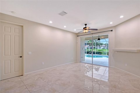 House in Sarasota, Florida 3 bedrooms, 212.93 sq.m. № 1793666 - photo 15