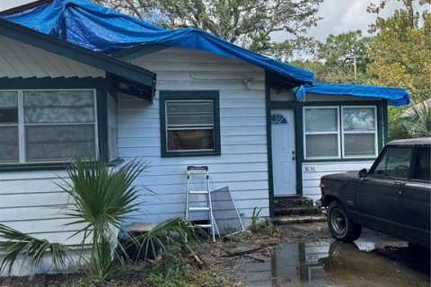 House in Saint Petersburg, Florida 3 bedrooms, 107.86 sq.m. № 1907068 - photo 2