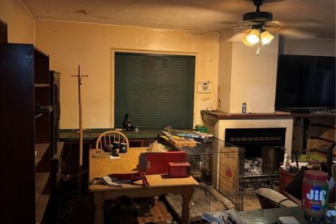 House in Saint Petersburg, Florida 3 bedrooms, 107.86 sq.m. № 1907068 - photo 7