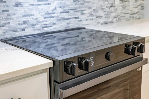 Villa ou maison à vendre à Palm Bay, Floride: 3 chambres, 177.44 m2 № 2008907 - photo 20