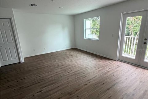 Townhouse in Bradenton, Florida 2 bedrooms, 102.19 sq.m. № 2156894 - photo 5