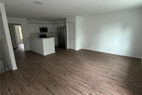 Townhouse in Bradenton, Florida 2 bedrooms, 102.19 sq.m. № 2156894 - photo 4