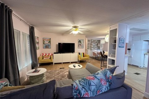 Appartement à louer à Bradenton, Floride: 2 chambres, 83.61 m2 № 2291206 - photo 13