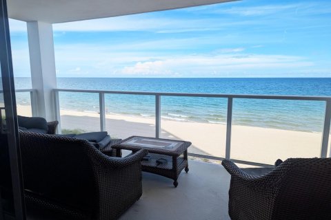 Copropriété à vendre à Lauderdale-by-the-Sea, Floride: 2 chambres, 170.94 m2 № 2429756 - photo 7