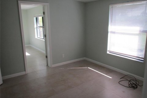 Apartamento en alquiler en Punta Gorda, Florida, 1 dormitorio, 55.74 m2 № 1869296 - foto 6