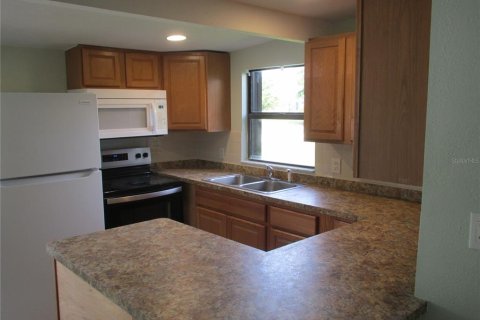 Apartamento en alquiler en Punta Gorda, Florida, 1 dormitorio, 55.74 m2 № 1869296 - foto 2