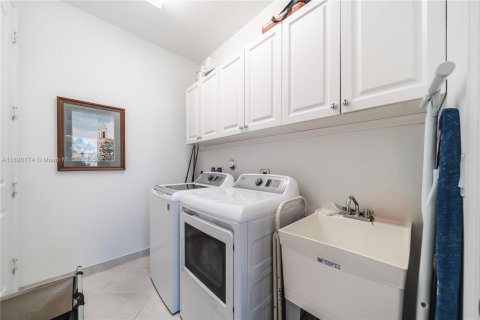 House in Loxahatchee Groves, Florida 3 bedrooms, 160.16 sq.m. № 1949577 - photo 23