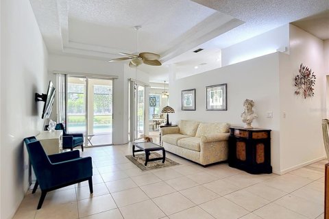 House in Venice, Florida 4 bedrooms, 214.42 sq.m. № 2155697 - photo 9