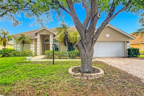 House in Venice, Florida 4 bedrooms, 214.42 sq.m. № 2155697 - photo 7