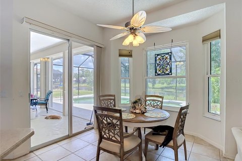 House in Venice, Florida 4 bedrooms, 214.42 sq.m. № 2155697 - photo 21