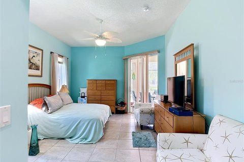 House in Venice, Florida 4 bedrooms, 214.42 sq.m. № 2155697 - photo 26