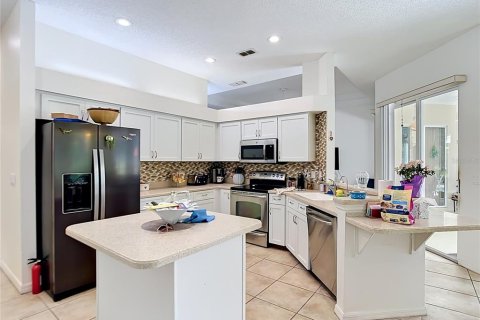 House in Venice, Florida 4 bedrooms, 214.42 sq.m. № 2155697 - photo 16