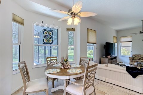 House in Venice, Florida 4 bedrooms, 214.42 sq.m. № 2155697 - photo 20