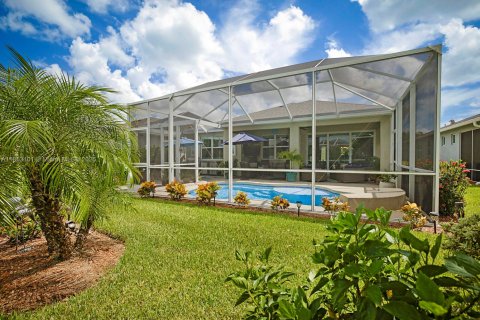 House in Port St. Lucie, Florida 2 bedrooms, 191.29 sq.m. № 1880042 - photo 27