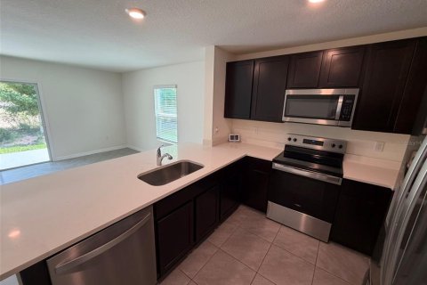 Townhouse in Ocala, Florida 3 bedrooms, 135.45 sq.m. № 2390943 - photo 7