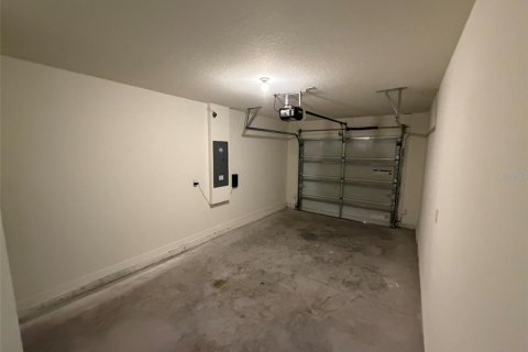 Townhouse in Ocala, Florida 3 bedrooms, 135.45 sq.m. № 2390943 - photo 13