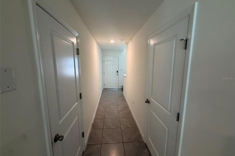 Townhouse in Ocala, Florida 3 bedrooms, 135.45 sq.m. № 2390943 - photo 5