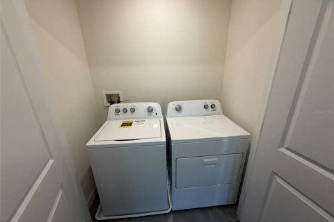 Townhouse in Ocala, Florida 3 bedrooms, 135.45 sq.m. № 2390943 - photo 17
