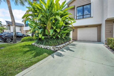 Townhouse in Boca Raton, Florida 3 bedrooms, 195.56 sq.m. № 1875516 - photo 2