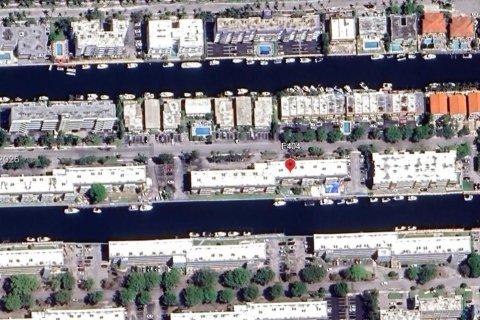 Condo in North Miami Beach, Florida, 2 bedrooms  № 1731538 - photo 26