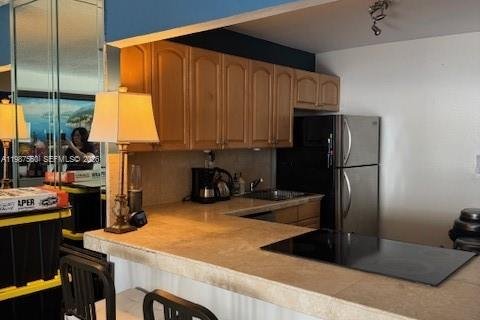 Condominio en venta en Hallandale Beach, Florida, 1 dormitorio, 85.01 m2 № 2048895 - foto 5