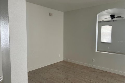 Villa ou maison à louer à Brooksville, Floride: 3 chambres, 174.75 m2 № 2386451 - photo 4