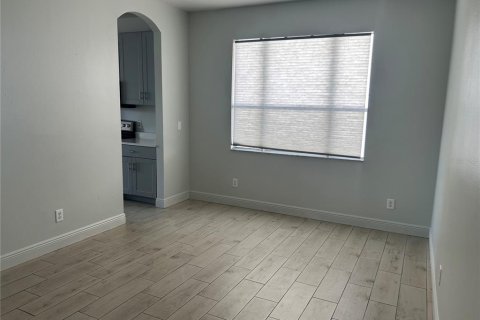 Villa ou maison à louer à Brooksville, Floride: 3 chambres, 174.75 m2 № 2386451 - photo 5