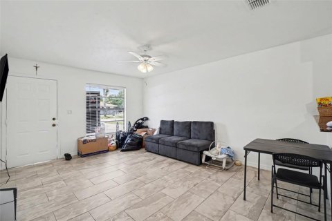 Propiedad comercial en venta en Fort Myers, Florida, 4 dormitorios, 156.91 m2 № 2202539 - foto 22