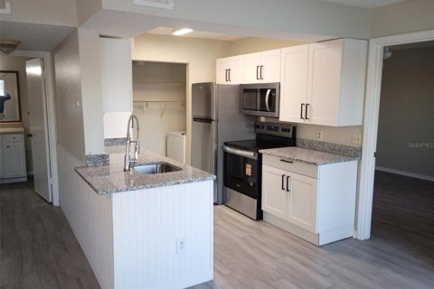 Appartement à louer à Orlando, Floride: 2 chambres, 86.77 m2 № 2135293 - photo 11