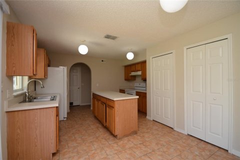 Villa ou maison à louer à Palm Coast, Floride: 4 chambres, 188.96 m2 № 2360785 - photo 12