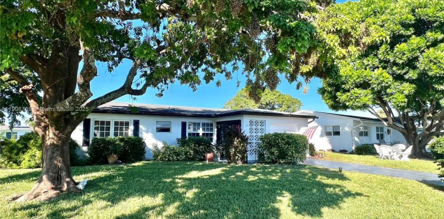 Villa ou maison à Margate, Floride 2 chambres, 141.49 m2 № 1963586