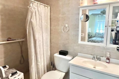 Villa ou maison à vendre à Margate, Floride: 2 chambres, 141.49 m2 № 1963586 - photo 19