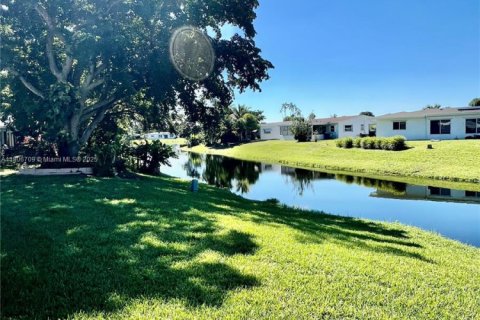 Villa ou maison à vendre à Margate, Floride: 2 chambres, 141.49 m2 № 1963586 - photo 22