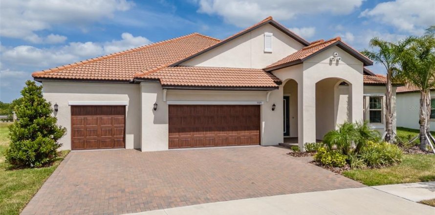 House in Wimauma, Florida 3 bedrooms, 257.9 sq.m. № 1649221