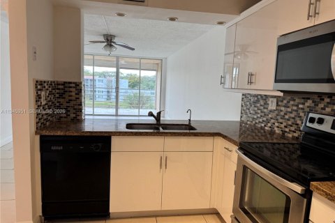 Купить кондоминиум в Дейви, Флорида 3 спальни, 104.42м2, № 2009227 - фото 2