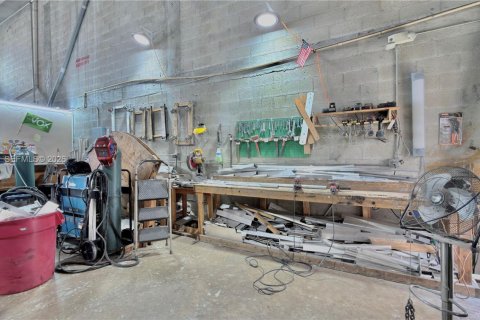 Immobilier commercial à vendre à Homestead, Floride № 2060011 - photo 6