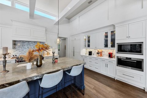 Casa en alquiler en Sarasota, Florida, 4 dormitorios, 470.09 m2 № 1637425 - foto 13