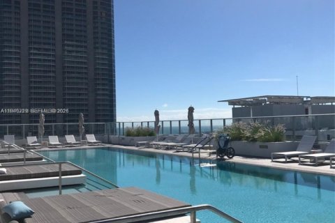 Снять в аренду кондоминиум в Майами, Флорида 2 спальни, 95.5м2, № 2002574 - фото 18