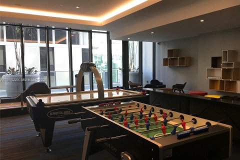 Снять в аренду кондоминиум в Майами, Флорида 2 спальни, 95.5м2, № 2002574 - фото 28