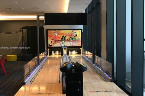 Снять в аренду кондоминиум в Майами, Флорида 2 спальни, 95.5м2, № 2002574 - фото 30